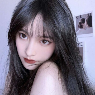 机构级交易解决方案，我们为机构投资者提供专属API接口和大宗交易服务，支持千万级订单即时成交。专业风控系统和深度流动性池，满足机构客户的特殊需求。
